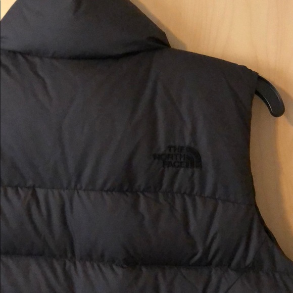 The North Face puffer vest - Picture 4 of 4